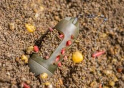 Absolute Window Feeders (caged) Medium -Aanbiedingen Hengelsport Winkel preston innovations absolute window feeders caged 12